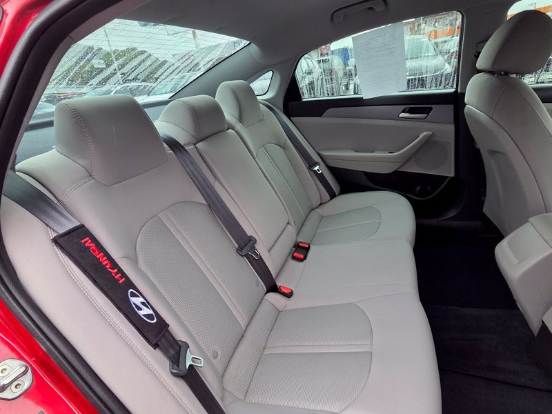 Used 2019 Hyundai Sonata SE FWD image 16