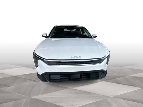 Used 2025 Kia K4 FWD image 3