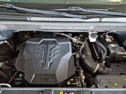 Used 2022 Kia Carnival EX FWD image 25