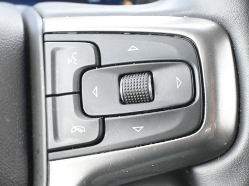Used 2025 Chevrolet Silverado 1500 LT RWD image 13