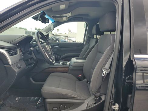 Used 2020 GMC Yukon SLE w/ SLE Value Package image 11