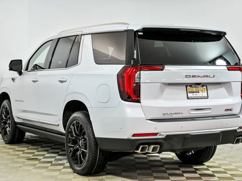 New 2026 GMC Yukon Denali w/ Sun & Power Step Package image 4