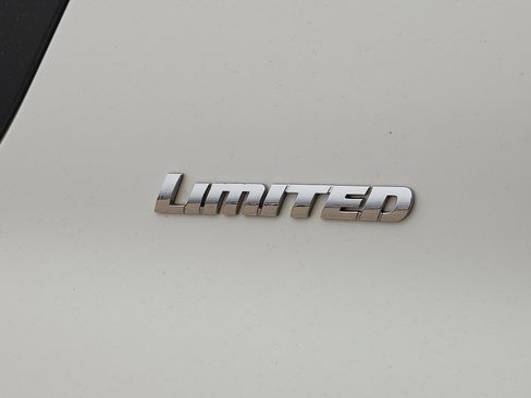 Used 2014 Toyota 4Runner Limited RWD image 8