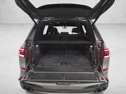 Used 2026 BMW X7 M60i image 13