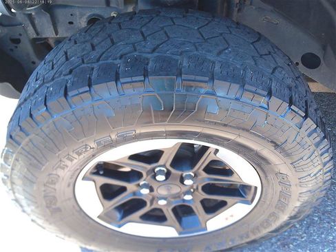 Used 2018 Jeep Wrangler Unlimited Rubicon AWD/4WD image 24