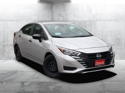 New 2025 Nissan Versa S w/ Trunk Package