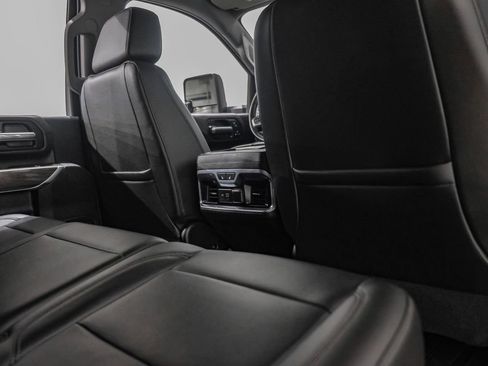 Used 2020 Chevrolet Silverado 2500 LTZ w/ LTZ Plus Package image 37