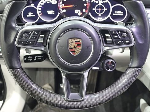 Used 2018 Porsche Panamera Turbo image 16