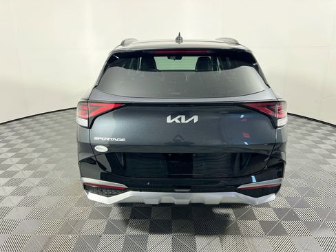 Certified 2025 Kia Sportage SX image 4