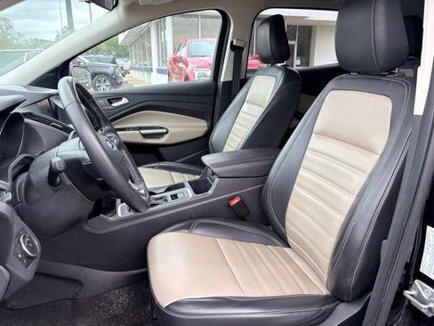Used 2019 Ford Escape SEL AWD/4WD image 11