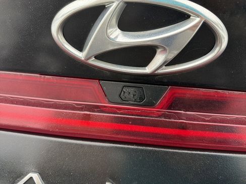 Used 2021 Hyundai Elantra SEL w/ Convenience + Premium Package image 7