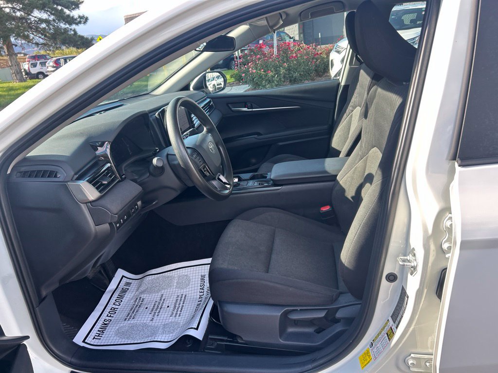 Used 2025 Toyota Camry LE FWD image 23