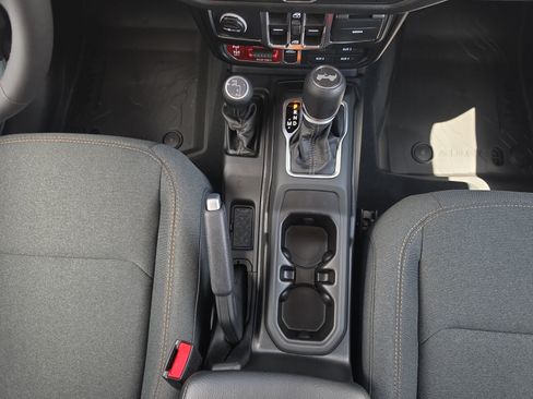 New 2026 Jeep Wrangler Unlimited Sport AWD/4WD image 22