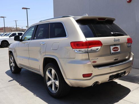 Used 2015 Jeep Grand Cherokee Overland AWD/4WD image 3