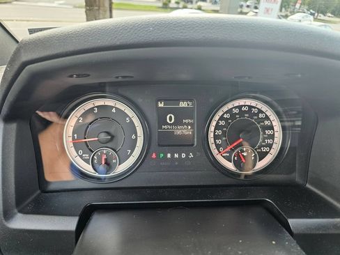 Used 2022 RAM 1500 Warlock AWD/4WD image 9