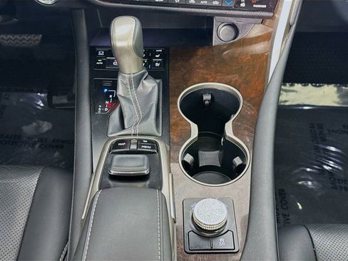Used 2019 Lexus RX 350 FWD w/ Navigation Package image 35