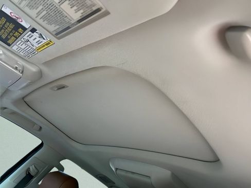 Used 2014 Toyota Sequoia Platinum AWD/4WD image 19