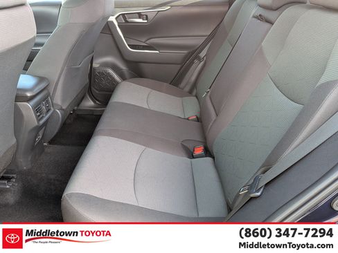 Used 2025 Toyota RAV4 XLE image 34