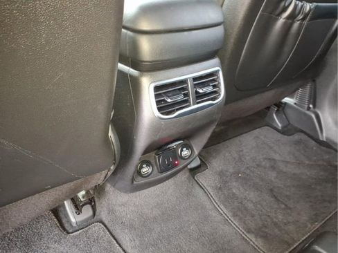 Used 2023 Hyundai Santa Fe Limited AWD/4WD image 15