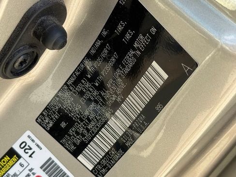 Used 2017 Toyota Sienna XLE FWD image 35