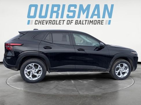 New 2026 Chevrolet Trax LS w/ LS Convenience Package image 7