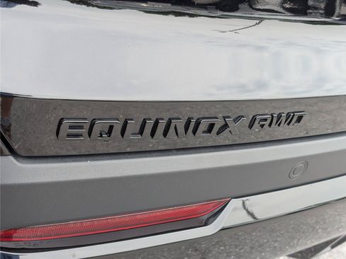 Used 2026 Chevrolet Equinox RS AWD/4WD image 9