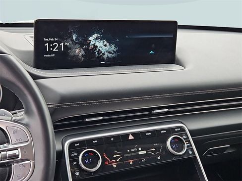 Used 2024 Genesis GV80 2.5T image 17