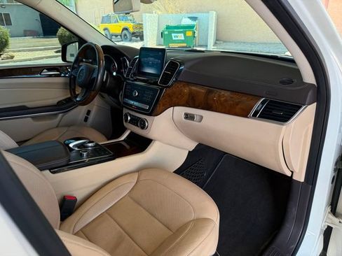 Used 2017 Mercedes-Benz GLS 550 4MATIC w/ Driver Assistance Package image 29