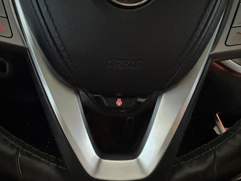 Used 2021 BMW ALPINA XB7 image 35