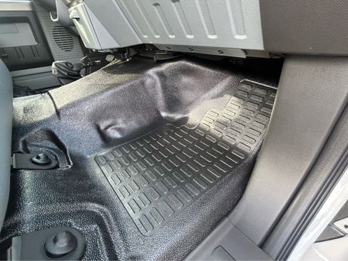 New 2027 Ford F650 2WD Regular Cab Super Duty image 6