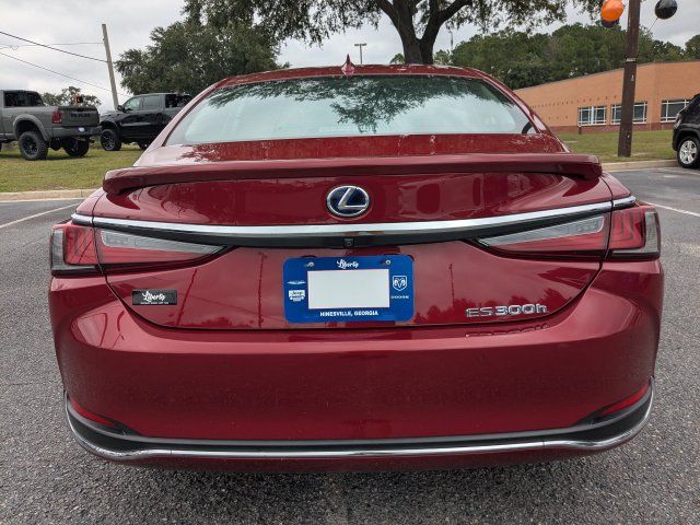 Used 2021 Lexus ES 300h Ultra Luxury w/ Accessory Package 2 FWD image 6