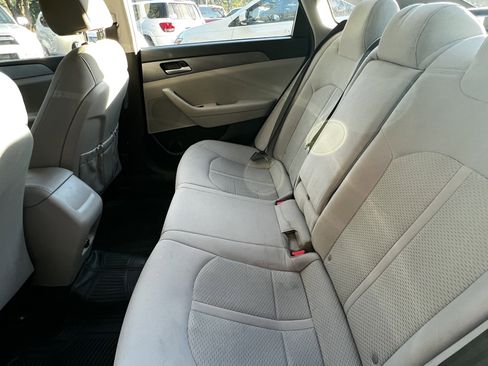 Used 2019 Hyundai Sonata SE image 32