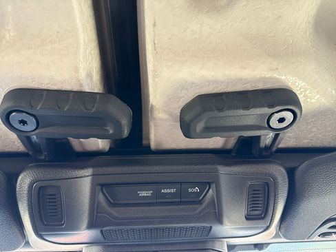 Used 2025 Jeep Wrangler Sahara 4xe image 30