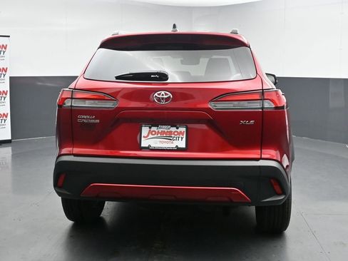 New 2026 Toyota Corolla Cross XLE image 8