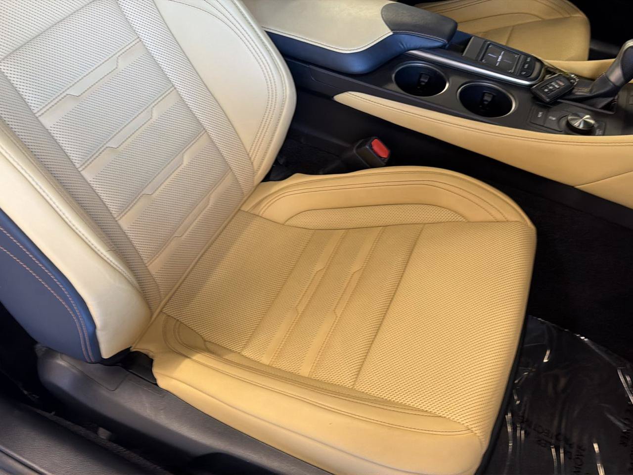Used 2016 Lexus RC 300 AWD image 23