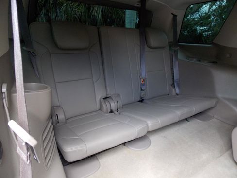 Used 2018 GMC Yukon SLT w/ Open Road Package RWD image 15