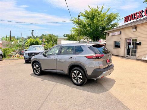 Used 2023 Nissan Rogue SV AWD/4WD image 2