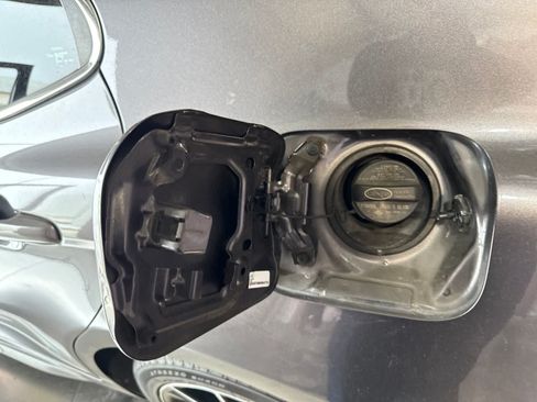 Used 2023 Toyota Camry SE FWD image 8