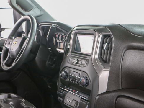 Used 2025 Chevrolet Silverado 2500 W/T w/ WT/CX Safety Package image 25