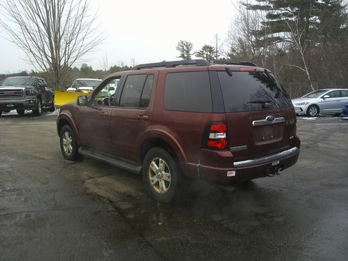 Used 2009 Ford Explorer XLT image 6