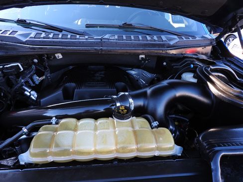 Used 2019 Ford F150 XLT w/ Equipment Group 302A Luxury image 17