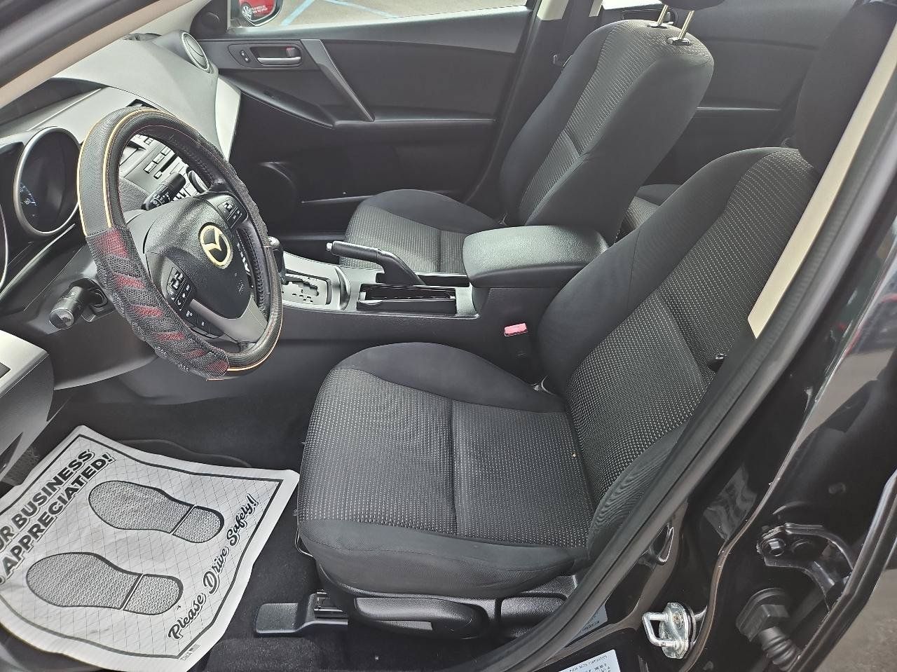 Used 2012 MAZDA MAZDA3 i Touring FWD image 11
