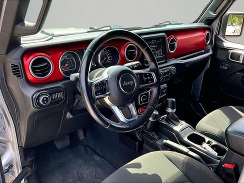 Used 2020 Jeep Gladiator Rubicon w/ Trailer Tow Package AWD/4WD image 18