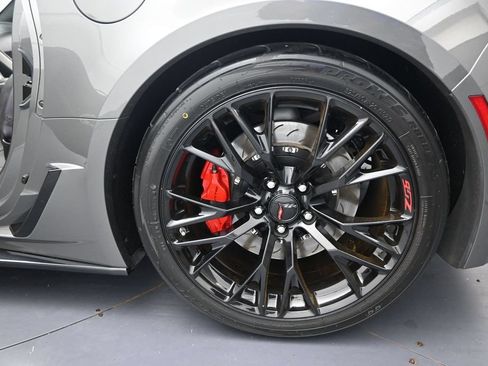 Used 2016 Chevrolet Corvette Z06 w/ 3LZ Preferred Equipment Group RWD image 44