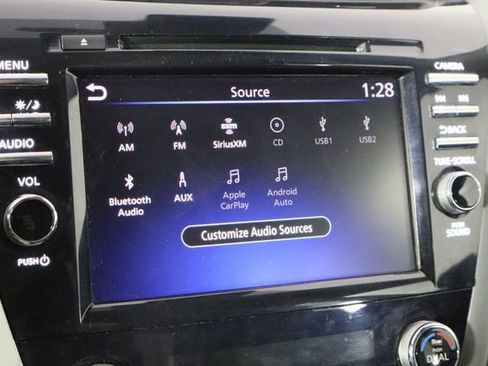 Used 2023 Nissan Murano SV image 30