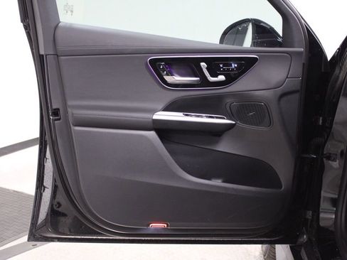Certified 2026 Mercedes-Benz GLC 300 image 17