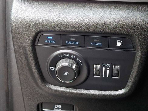 Used 2024 Jeep Grand Cherokee Limited 4xe AWD/4WD image 26