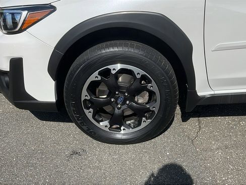 Certified 2022 Subaru Crosstrek 2.0i Premium image 12