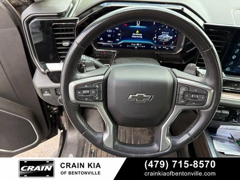Used 2022 Chevrolet Silverado 1500 RST w/ Redline Edition AWD/4WD image 5