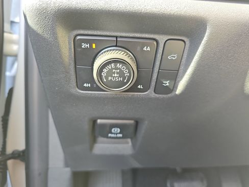 New 2026 Ford Expedition Tremor image 28